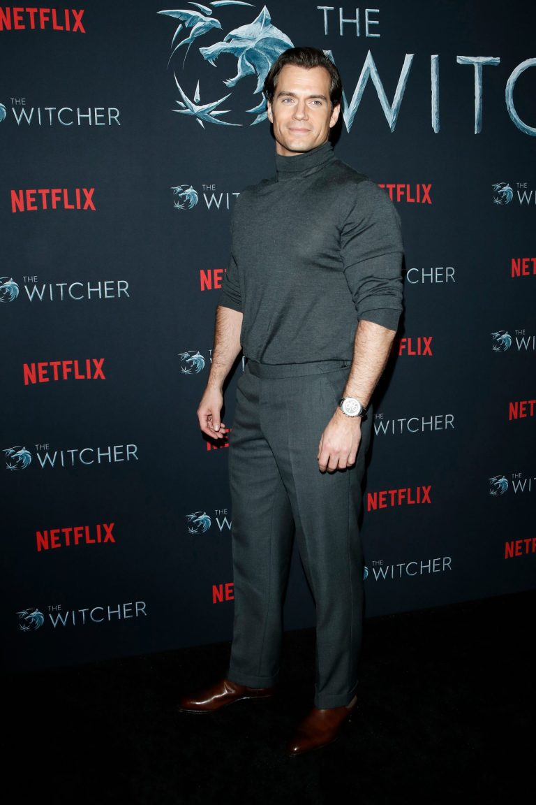Henry Cavill Height: How Tall is The British Actor? - Hood MWR