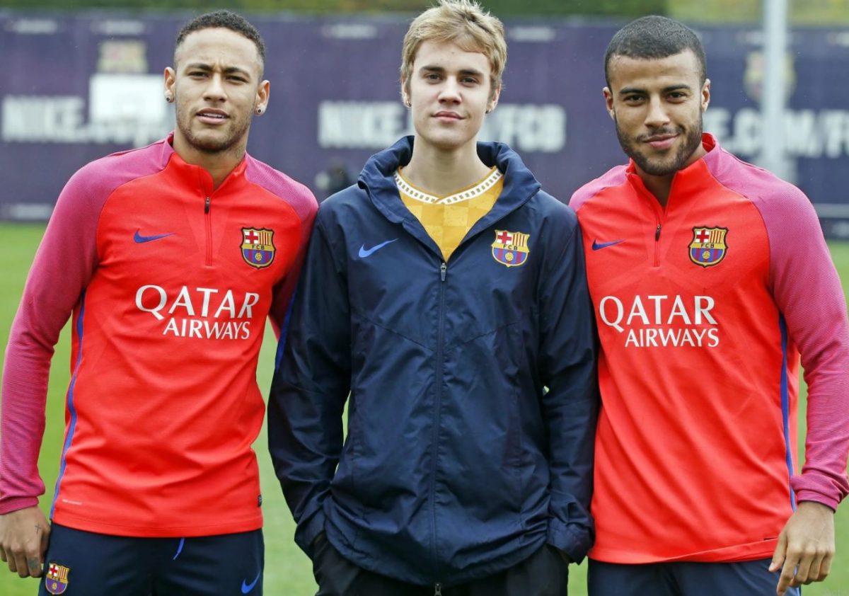 Justin Bieber Height: How Tall is The Canadian Singer? - Hood MWR