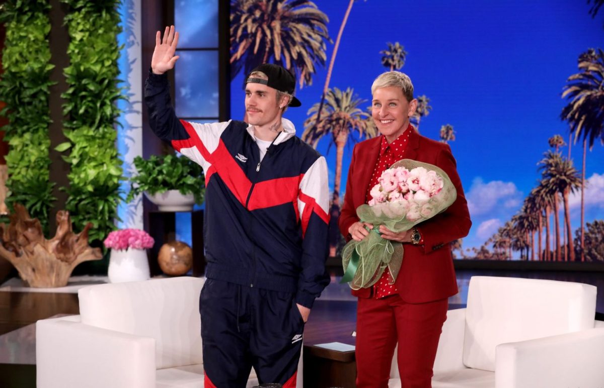 Justin Bieber Height: How Tall is The Canadian Singer? - Hood MWR