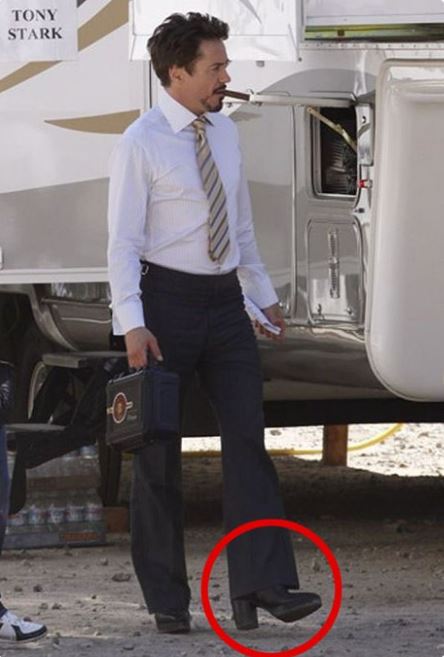 Is it Guy Ritchie's fault that Robert Downey Jr. was forced to wear heeled shoes