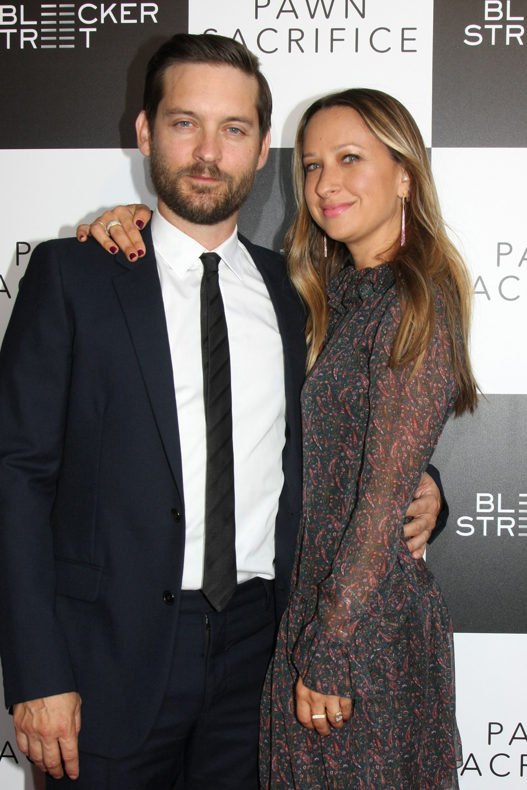 Tobey Maguire Height How Tall is The Spiderman? Hood MWR