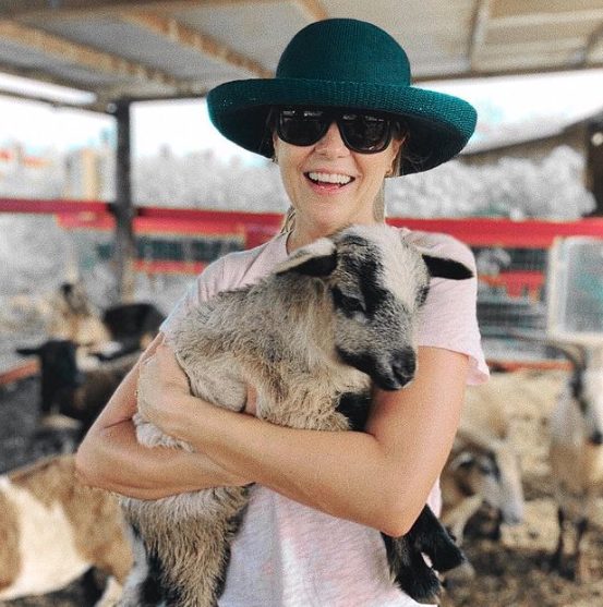 Jenna Fischer and the baby goat.