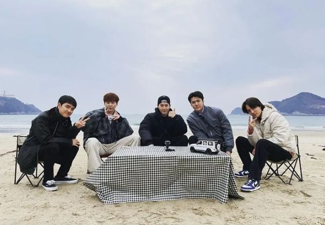 EXO