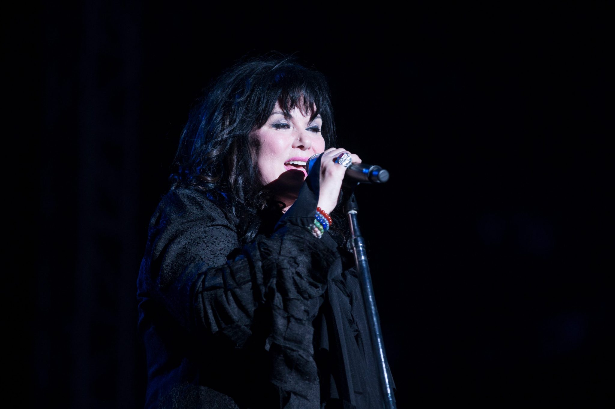 25 Greatest Female Rock Singers Most Famous Performers Hood MWR