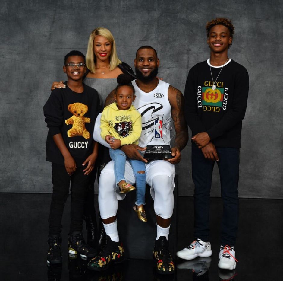 Bryce James Height How Tall is The Son of LeBron James? Hood MWR