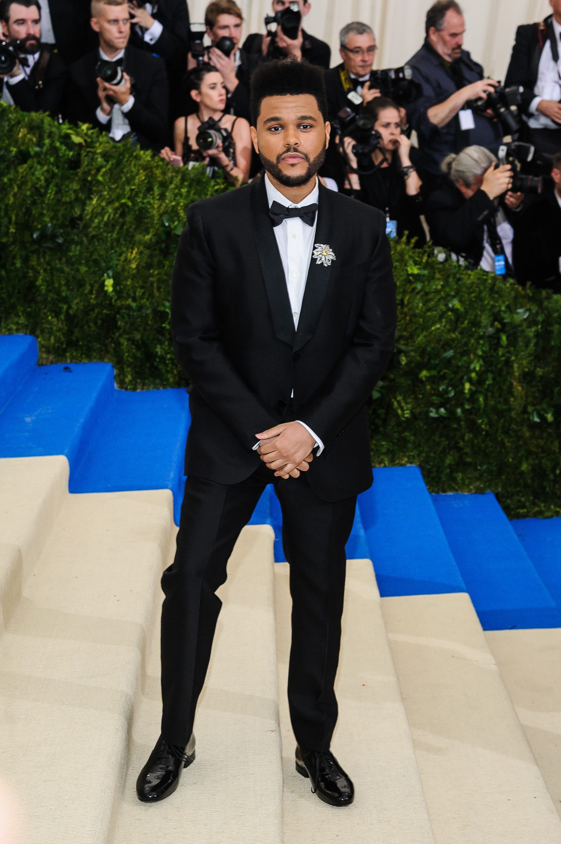 The Weeknd Height How Tall is The Canadian Rapper? Hood MWR