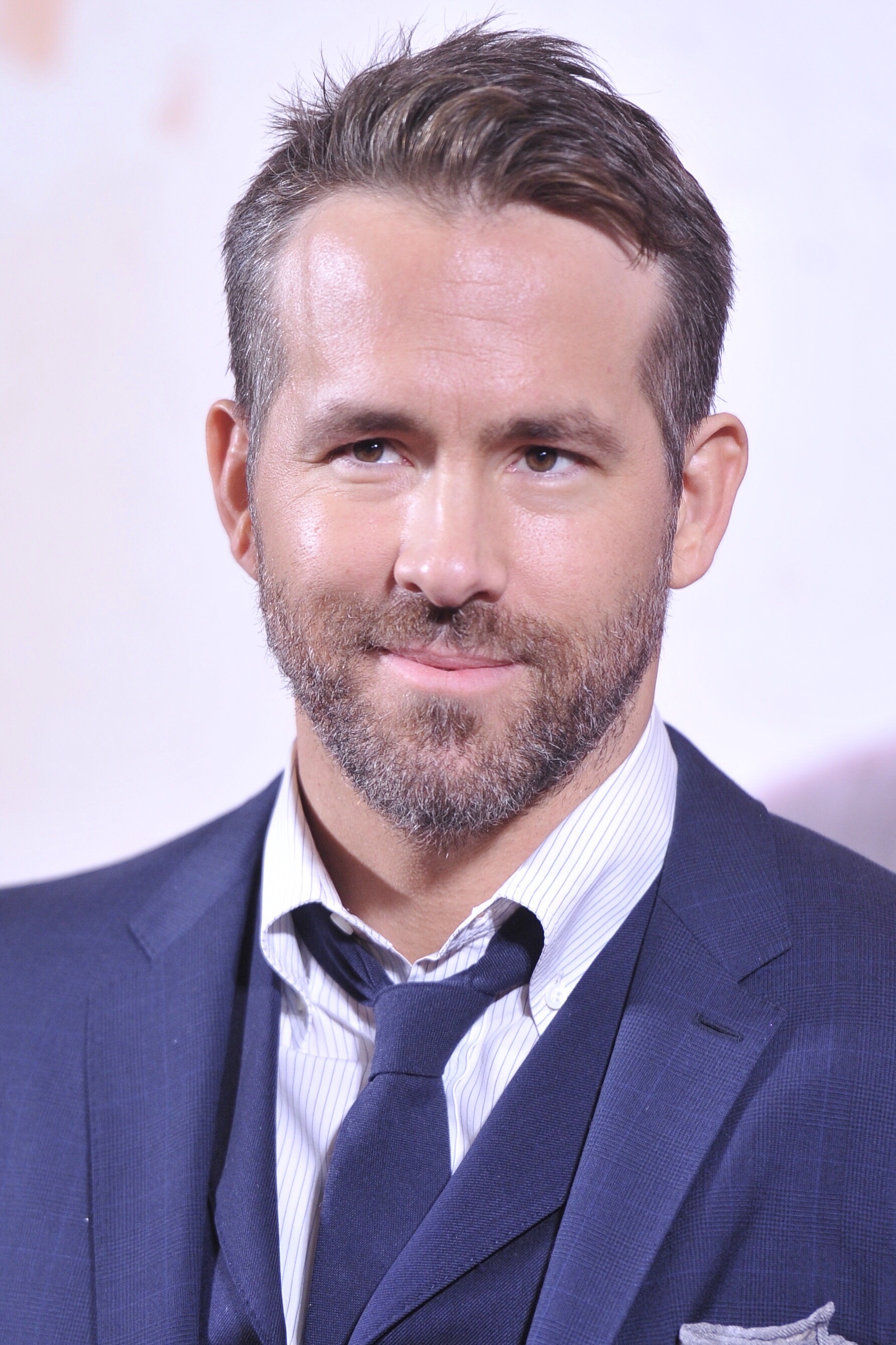 Ryan Reynolds – The Man of Family