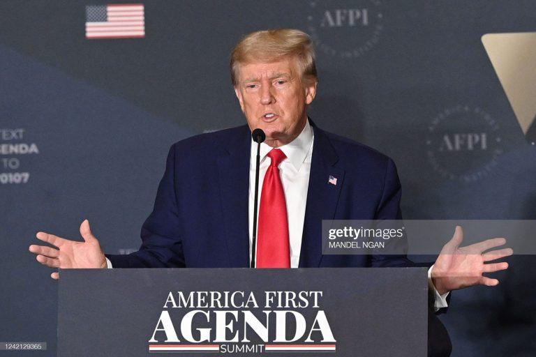 Donald trump height how tall is the 45th president of the united