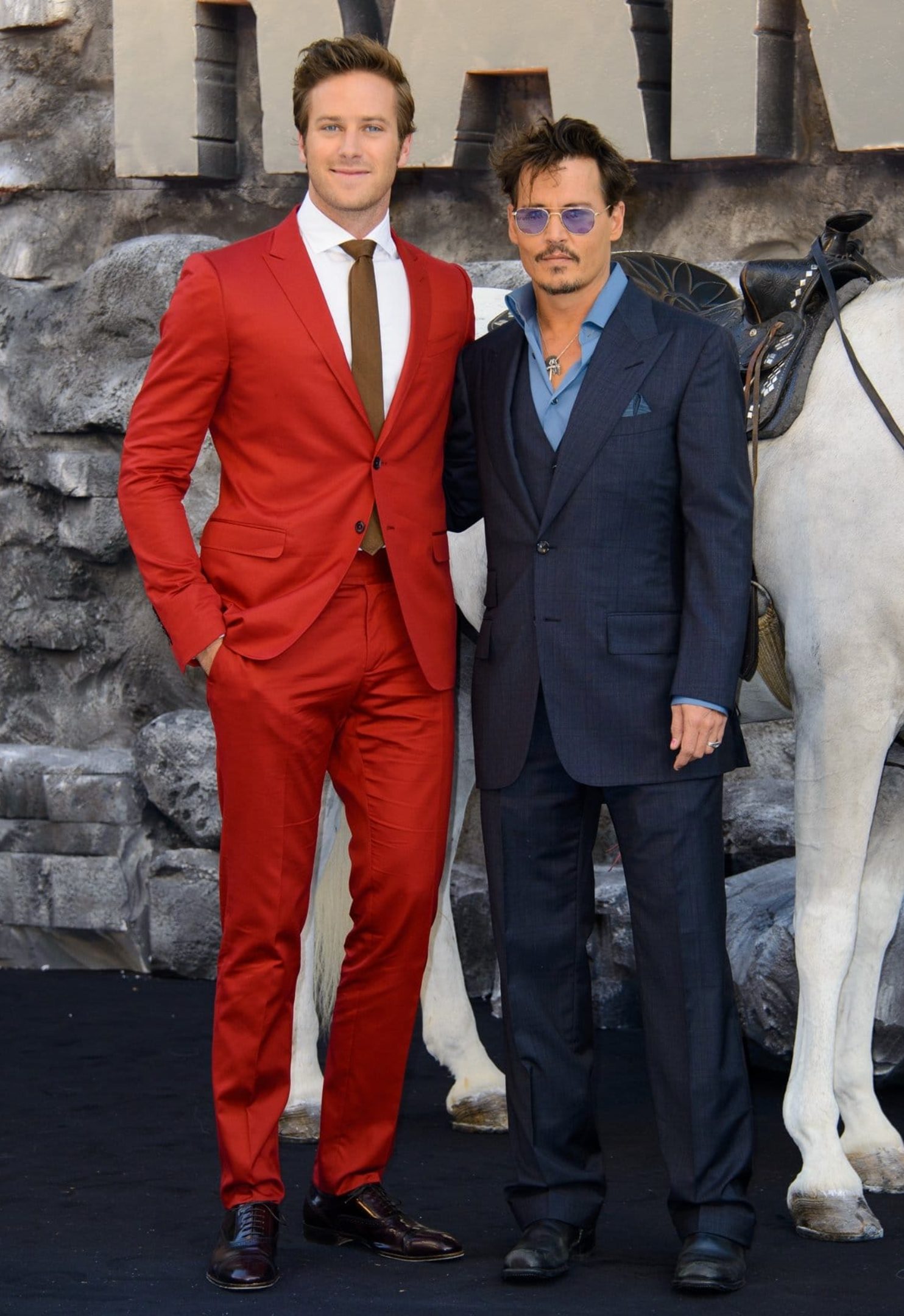 Johnny Depp Height How Tall is The Pirates of the Caribbean's Actor? Hood MWR