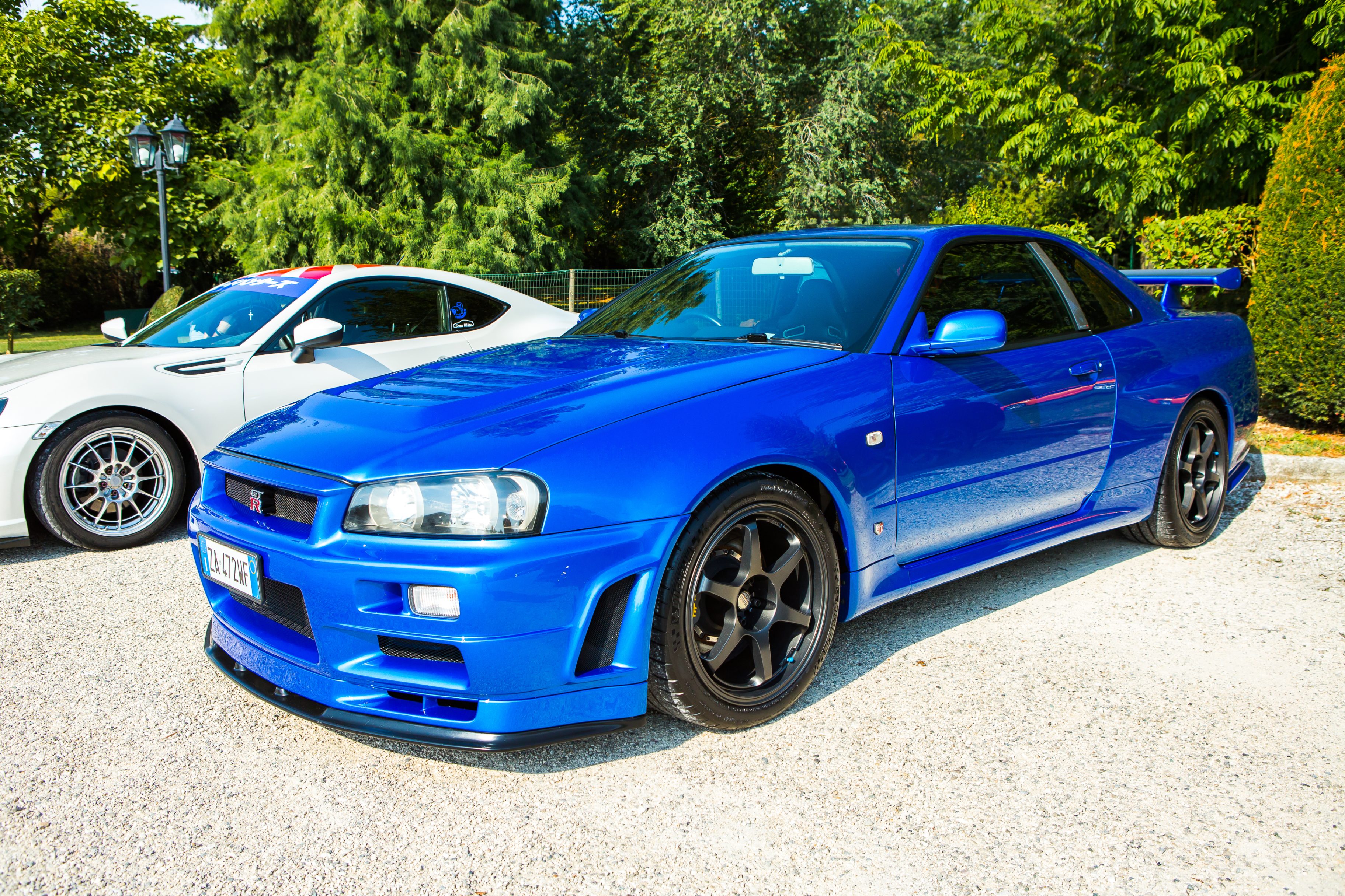 Nissan Skyline GT-R R34