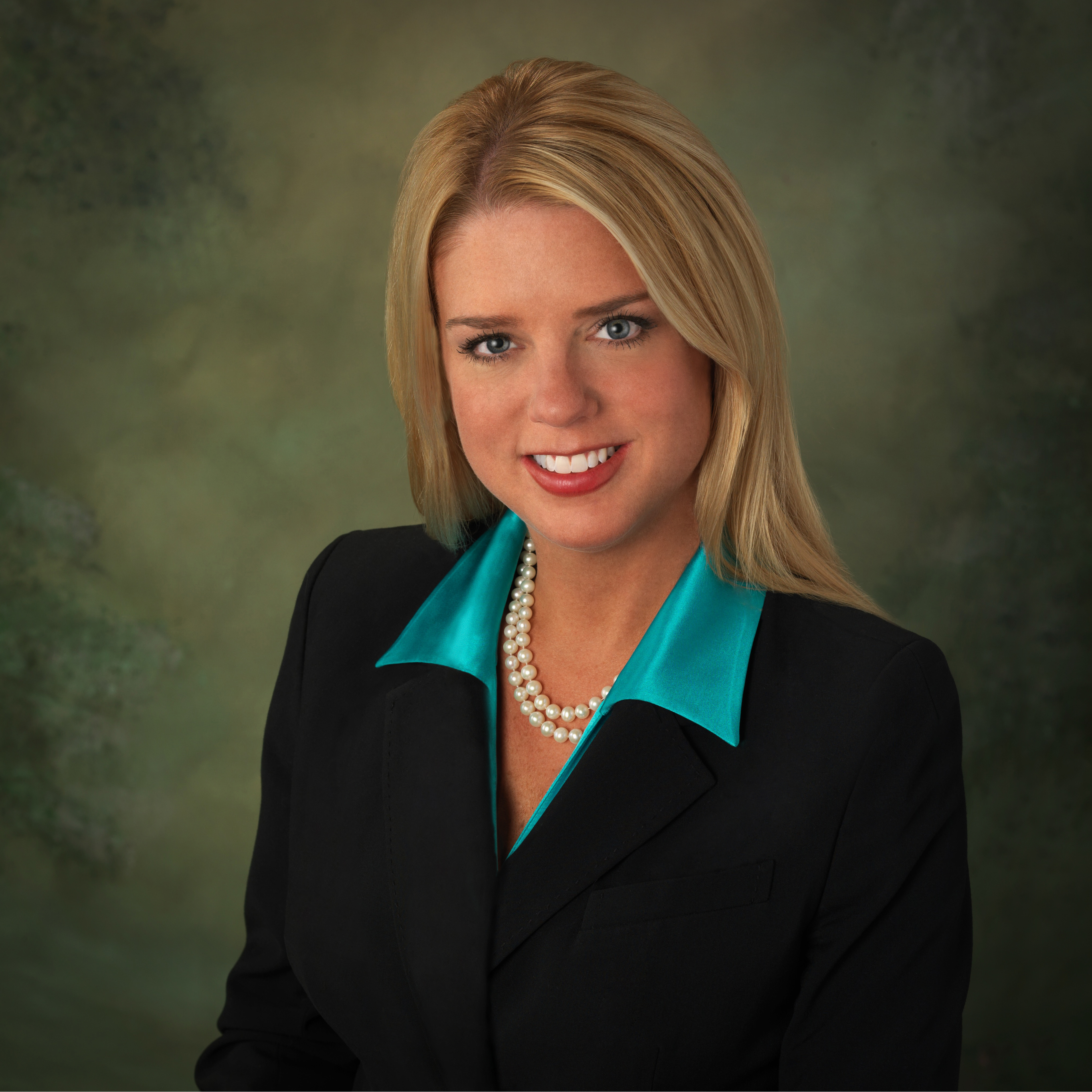 Pam Bondi is the hottest female politican in the US