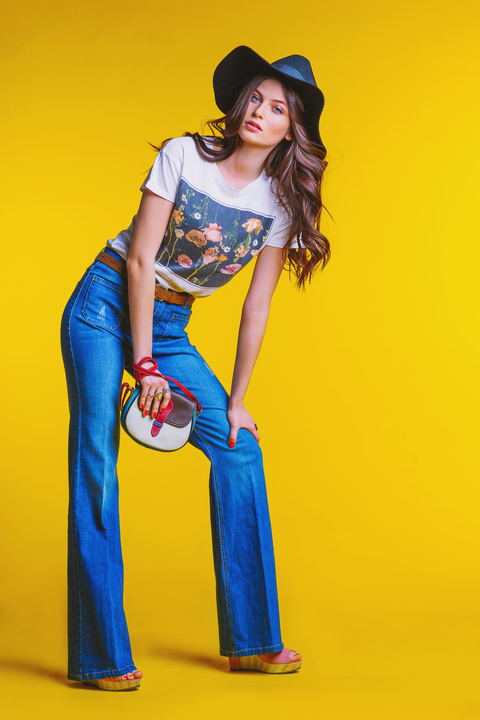 Printed T-Shirt With Flare Jeans