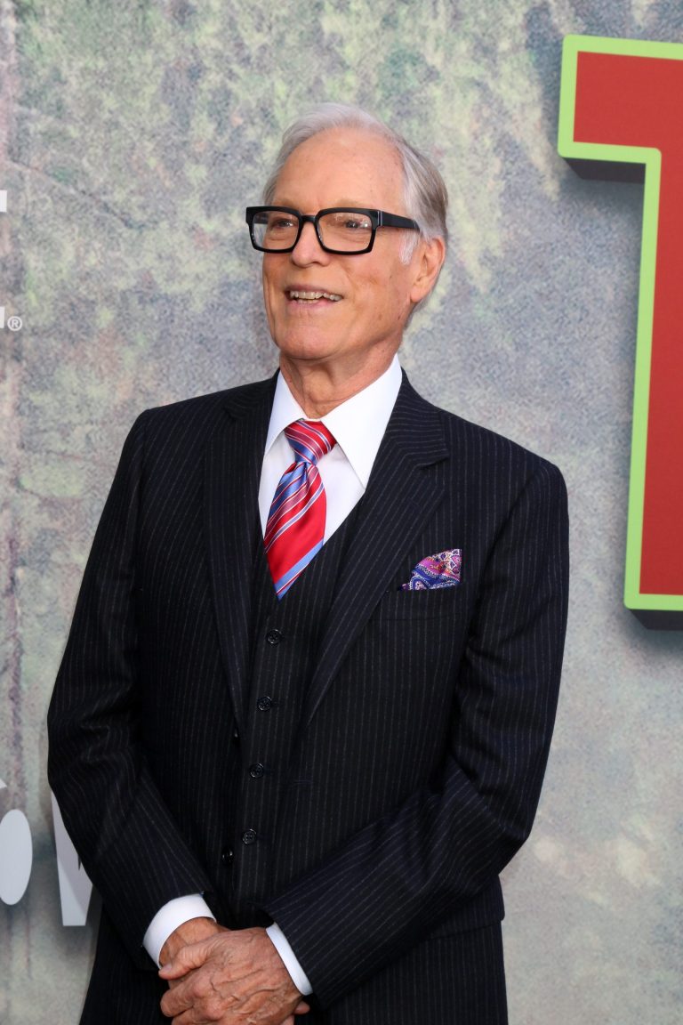 50+ The Most Famous 90s Actors