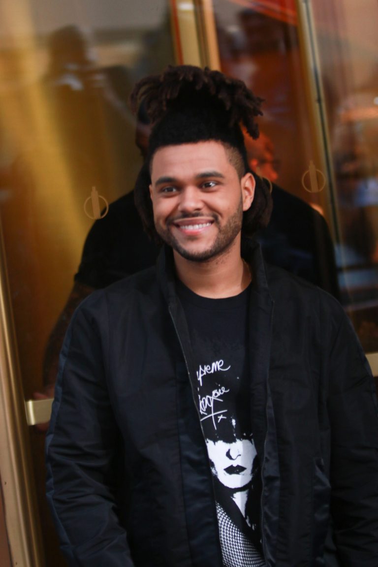 20 Male Celebrities Who Are 5'8" - Hood MWR