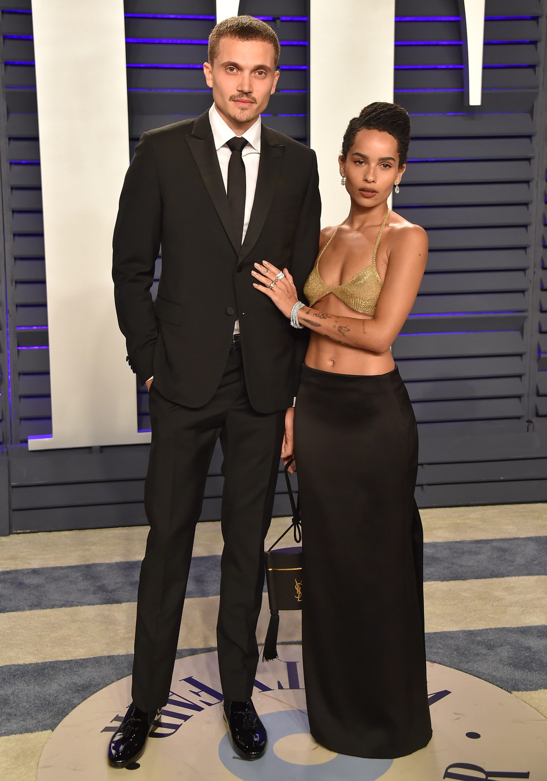 Zoe Kravitz Height How Tall Is The American Actress Singer And Model 32-inch-tv-dimensions-too-small-sizes-in-cm-and-feet-blue-cine-tech