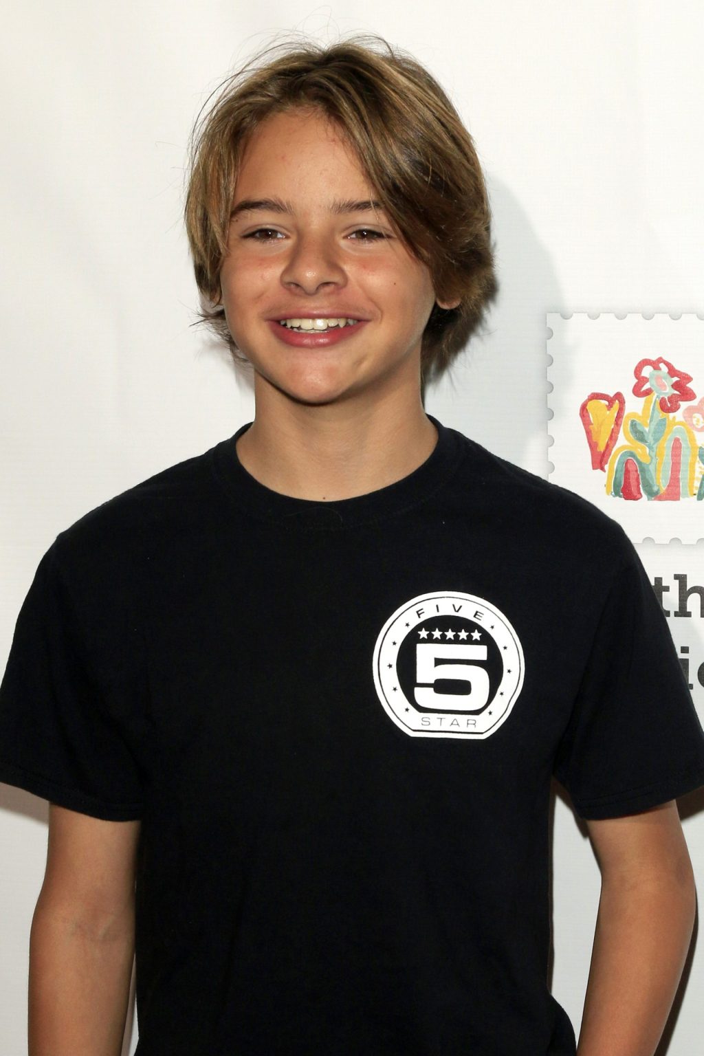 30 Most Popular Teen Actors, Actresses And Musicians 2023 - Hood MWR