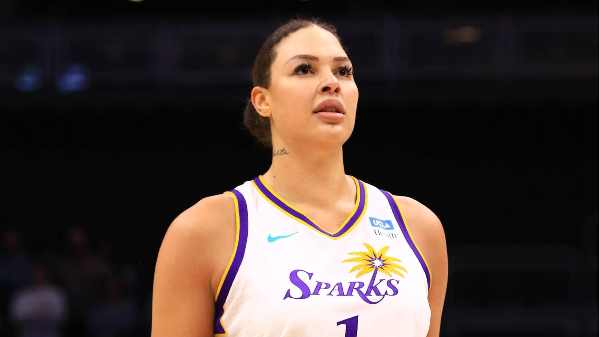 Liz Cambage