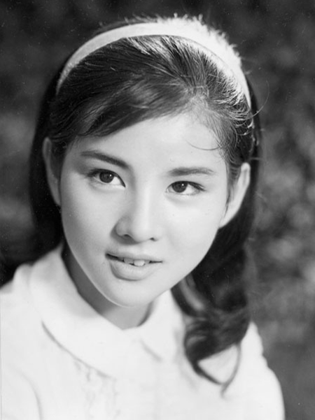Sayuri Yoshinaga