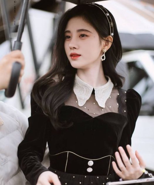 Ju Jingyi