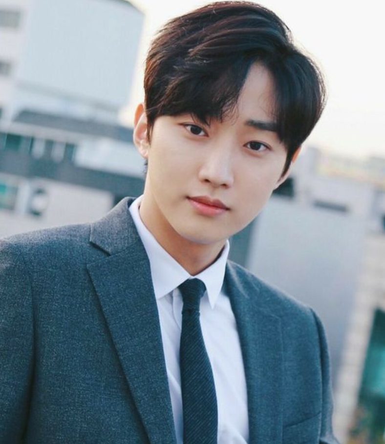 Jung Jin Young