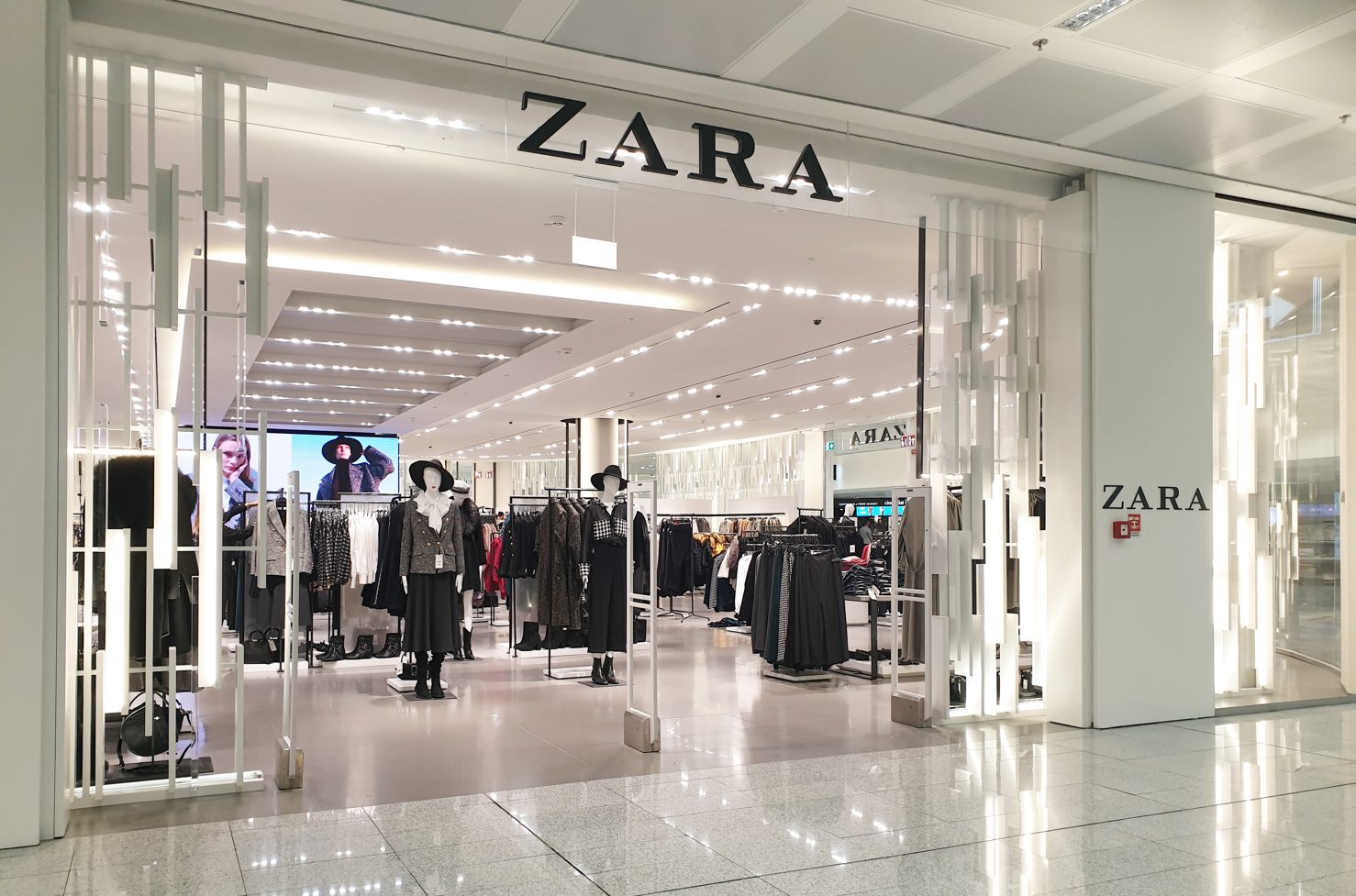 The secret Zara label signs thatll apparently help you get the right size  every time  Herie