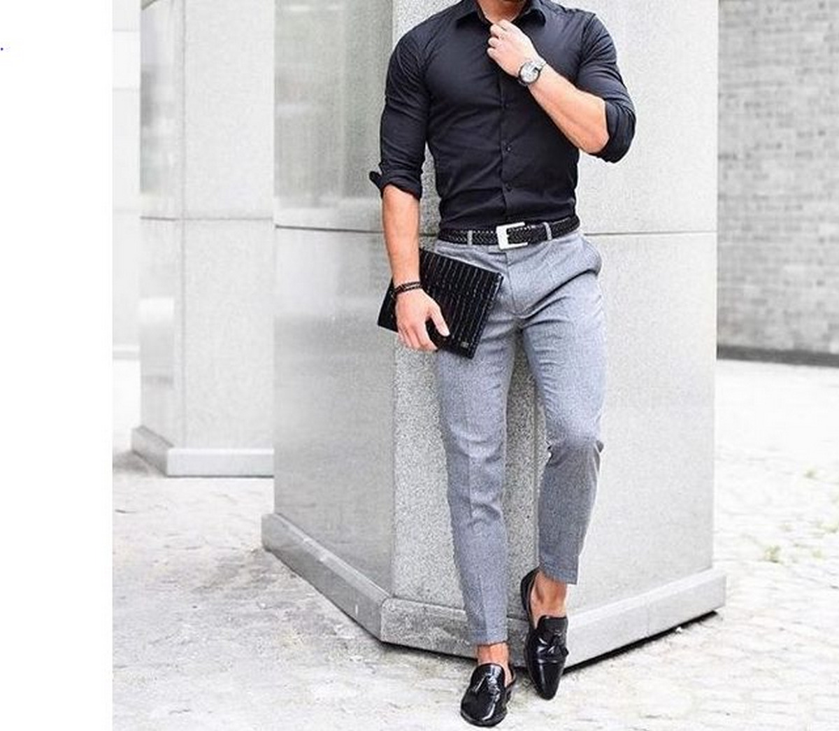 Chris Mehan su Instagram Which color pants do you like better with this black  shirt Light gray or dark g  Formal men outfit Mens fashion suits  Mens outfits