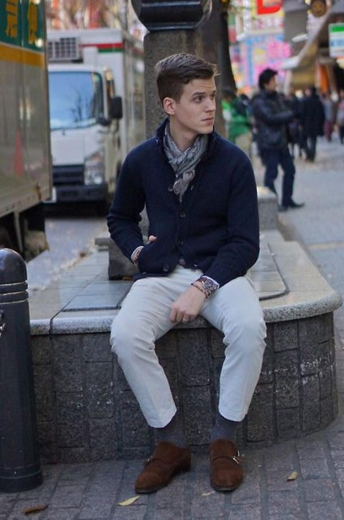 Sweaters, Scarves With Gray Pants For Men