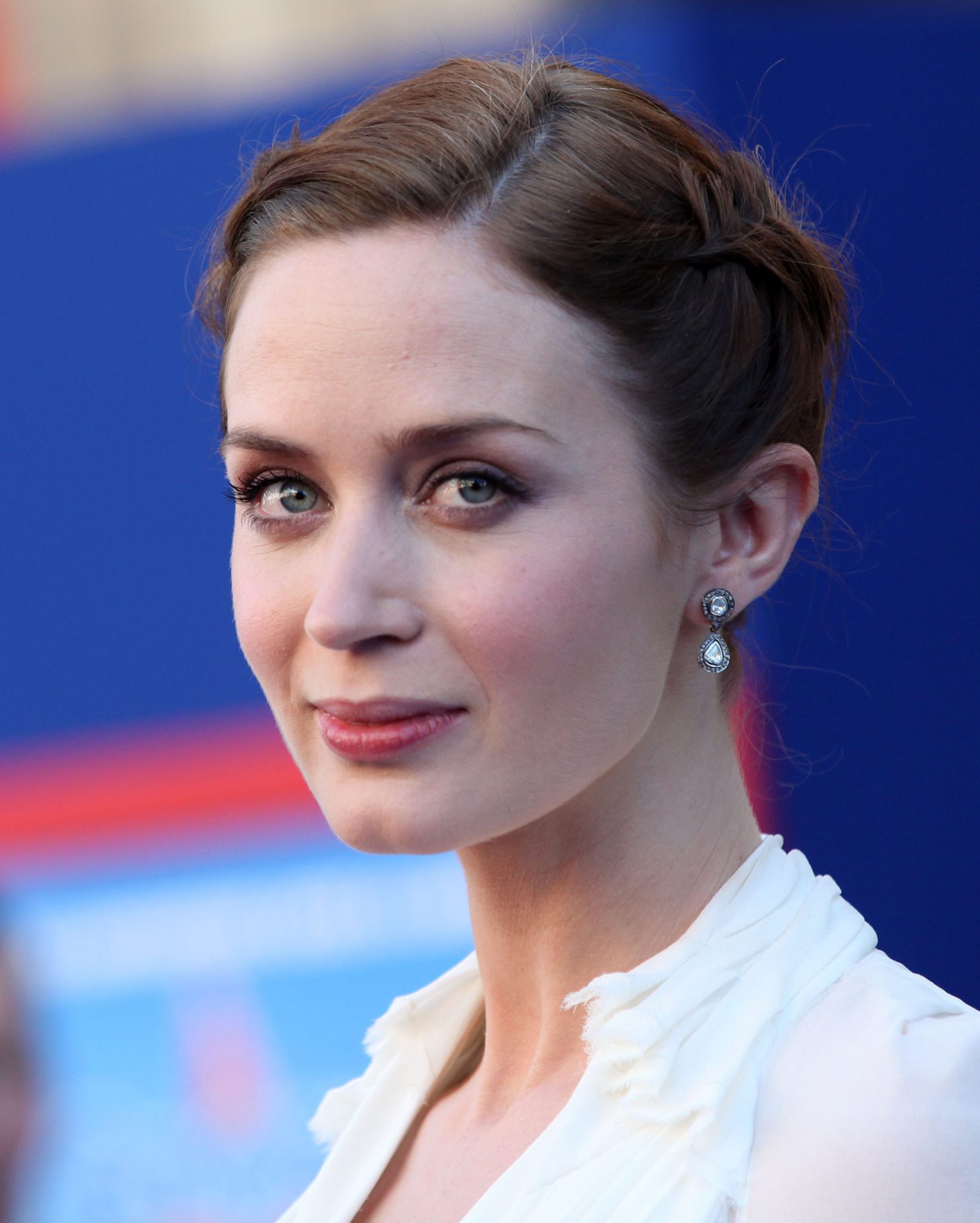 50 British Female Celebrities: Famous UK People