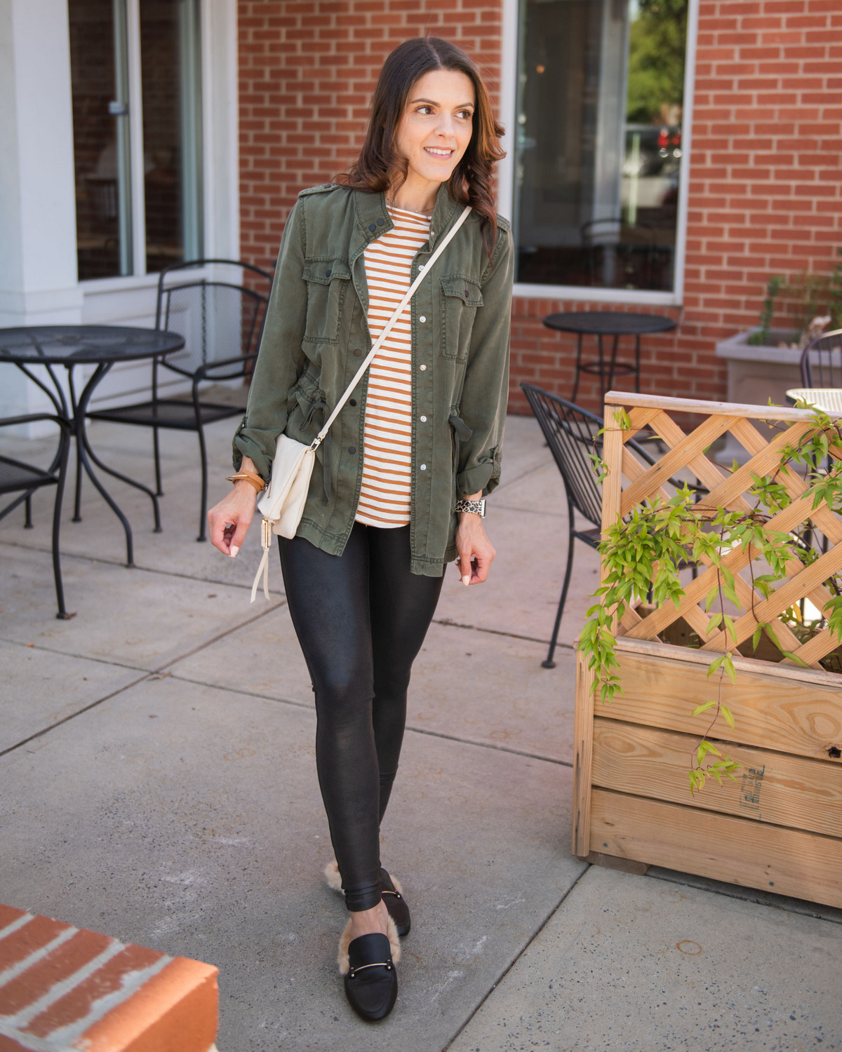 Comfortable Mules, Leather Leggings, A T-Shirt, And Blazer