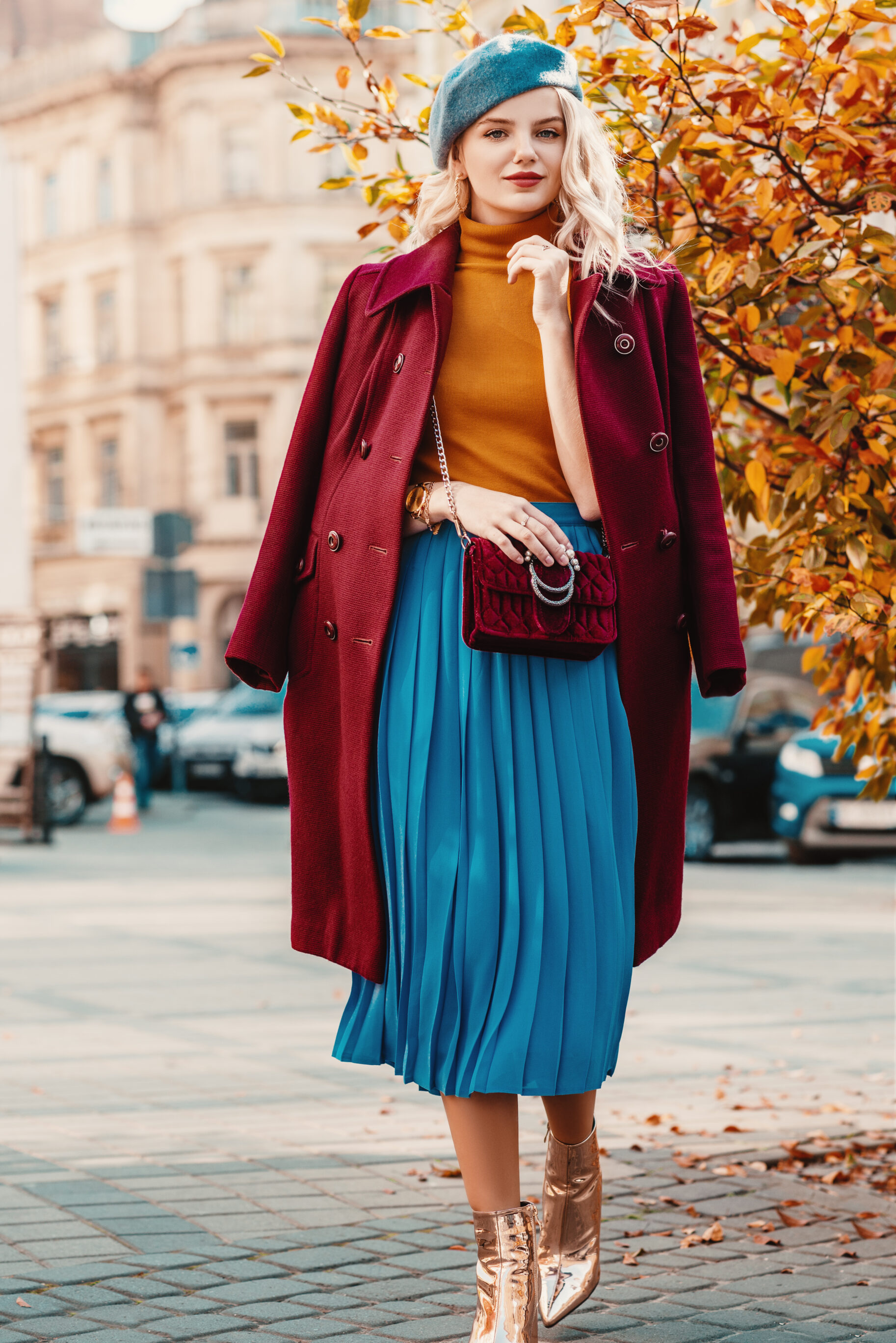 Pleated Skirt With Trend Coat