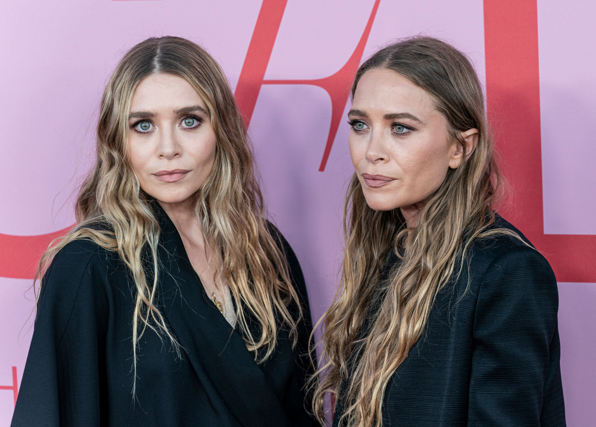 Mary-Kate and Ashley Olsen