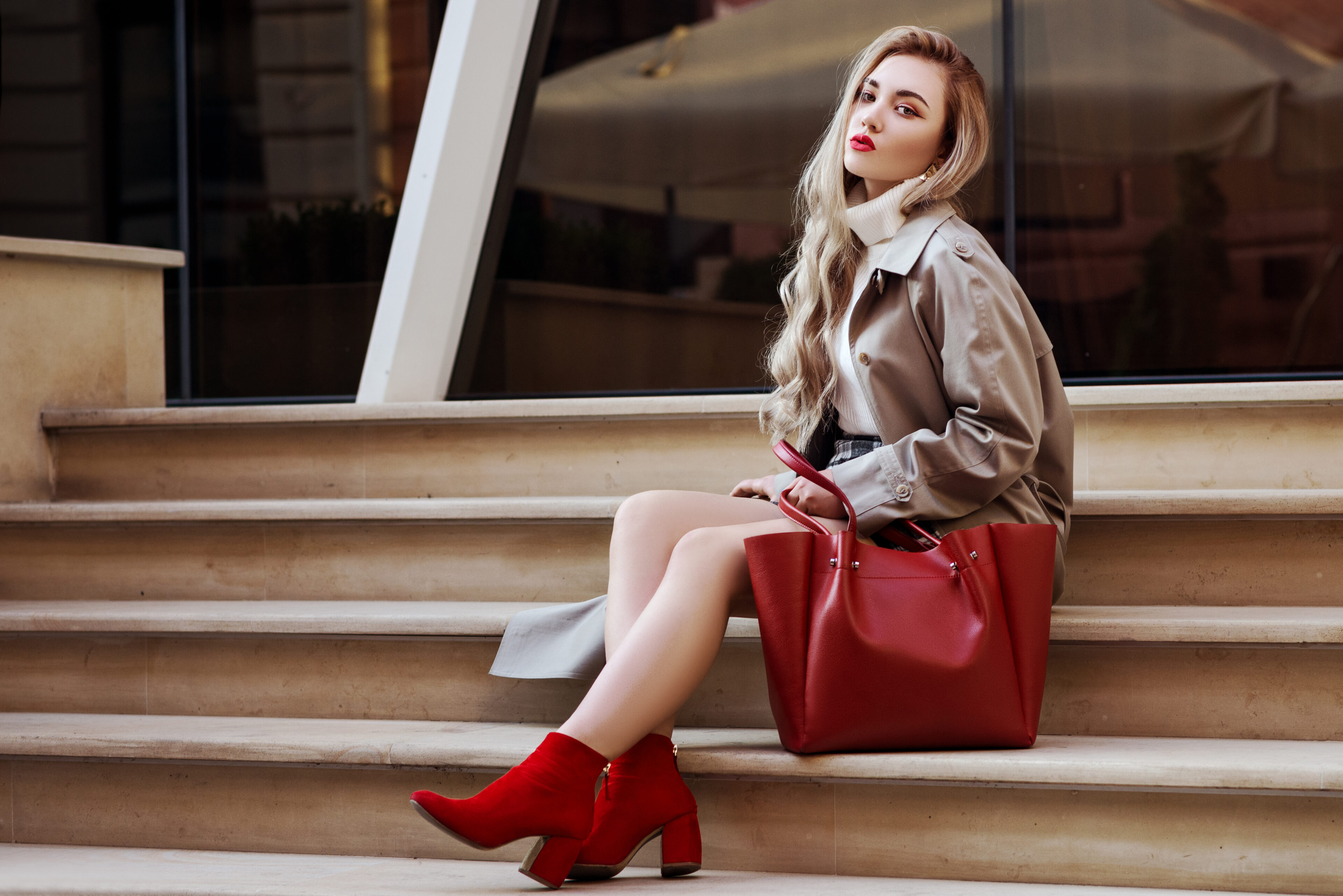  Beige Long Trench Coat And Red Suede Ankle Boot