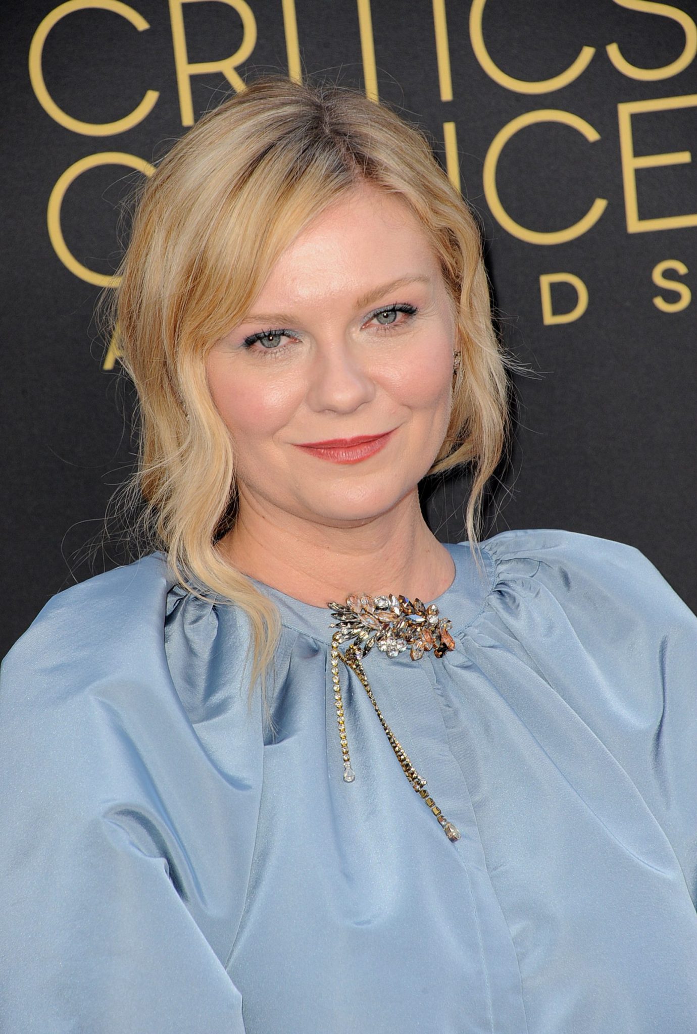 50 Famous Taurus Celebrities April May Zodiac Birthday Hood MWR