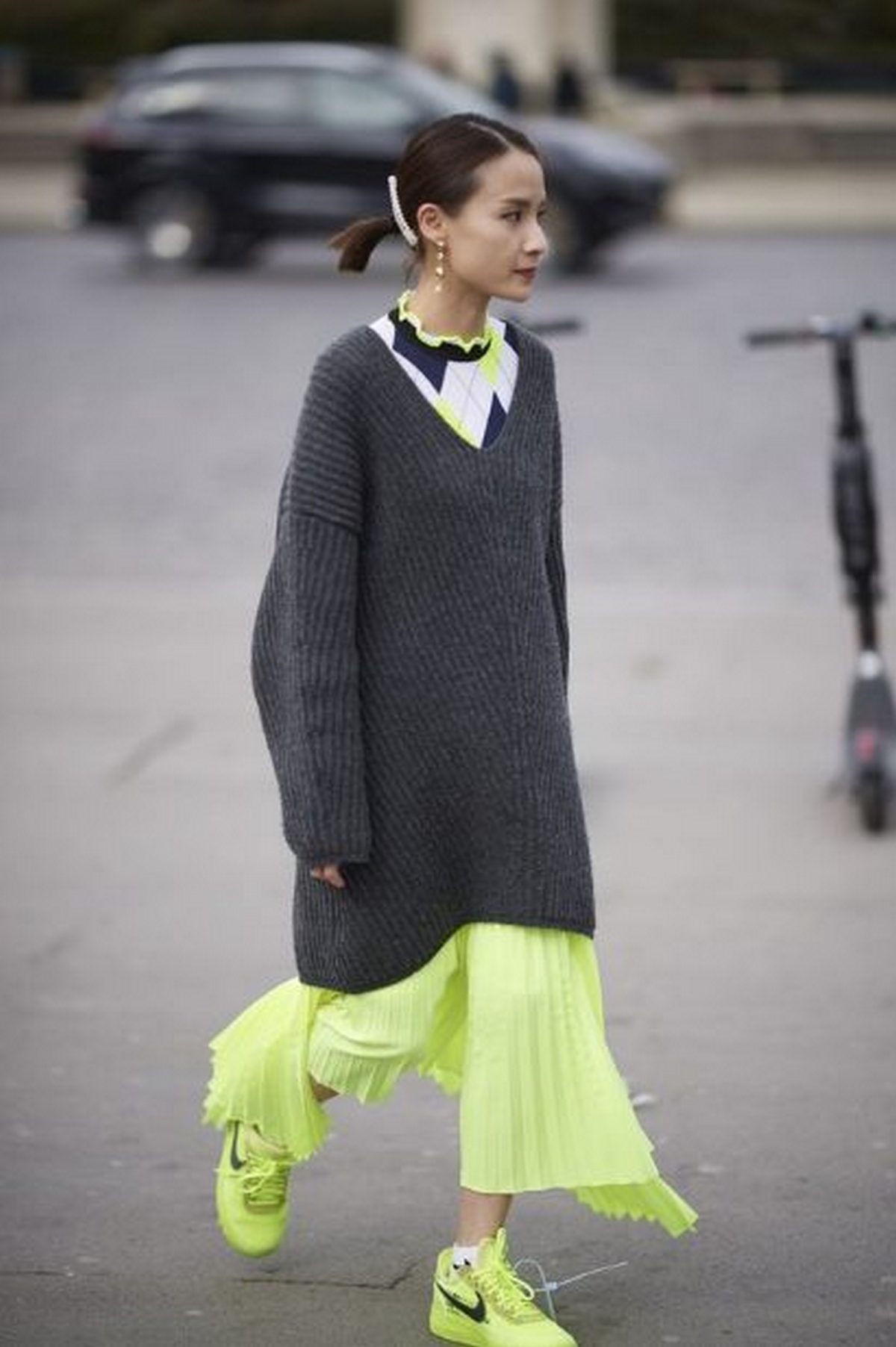 Feminine Skirt With An Oversize Sweater