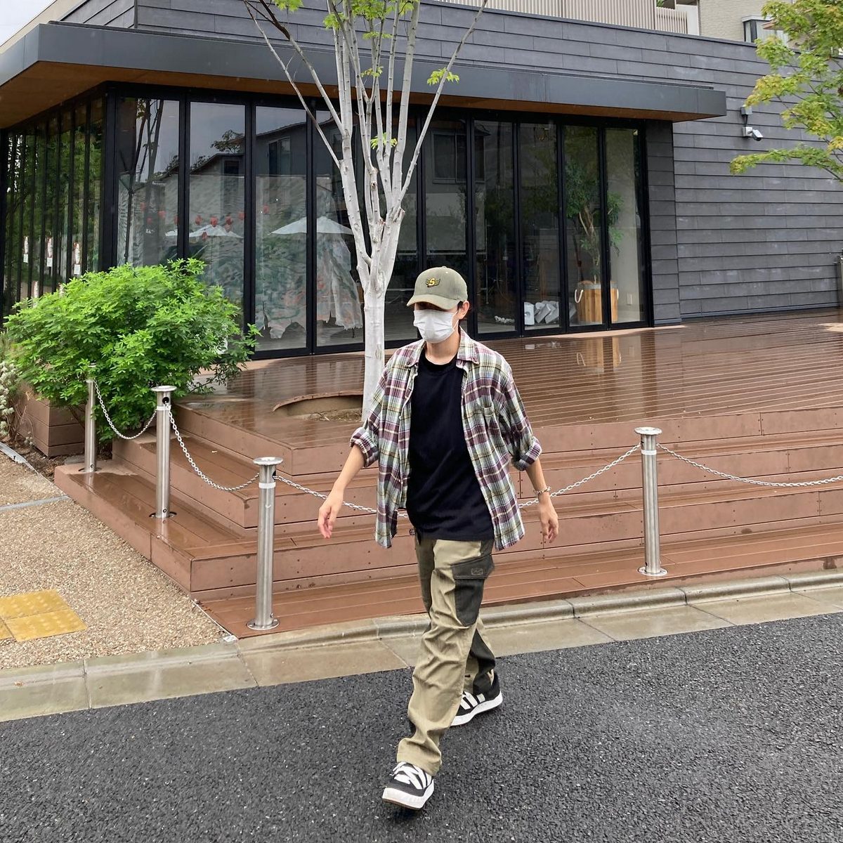 Black T-Shirt, Checkered Jacket, Brown Pants, And Nice Sneakers