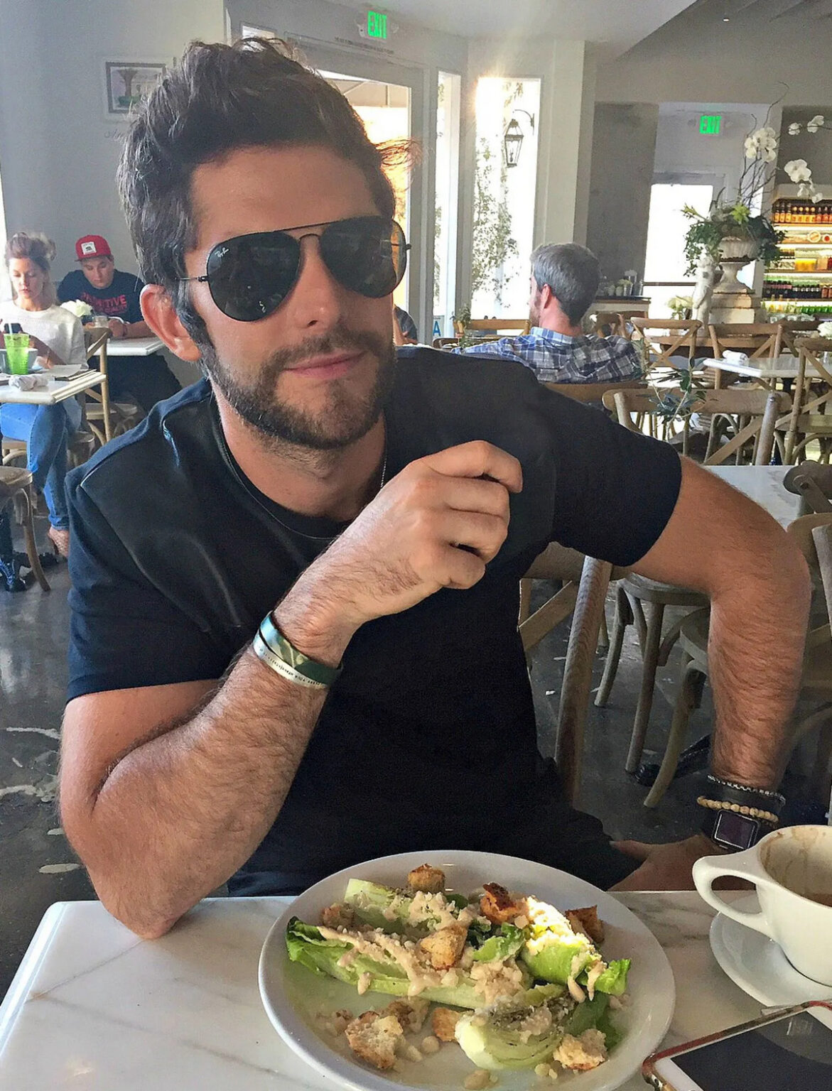 50 Hottest Male Celebrities Wearing Glasses - Hood MWR