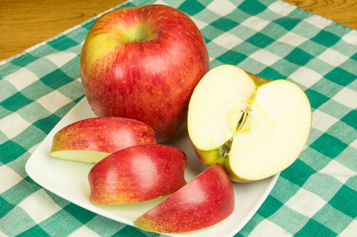 Sekai-ichi apple
