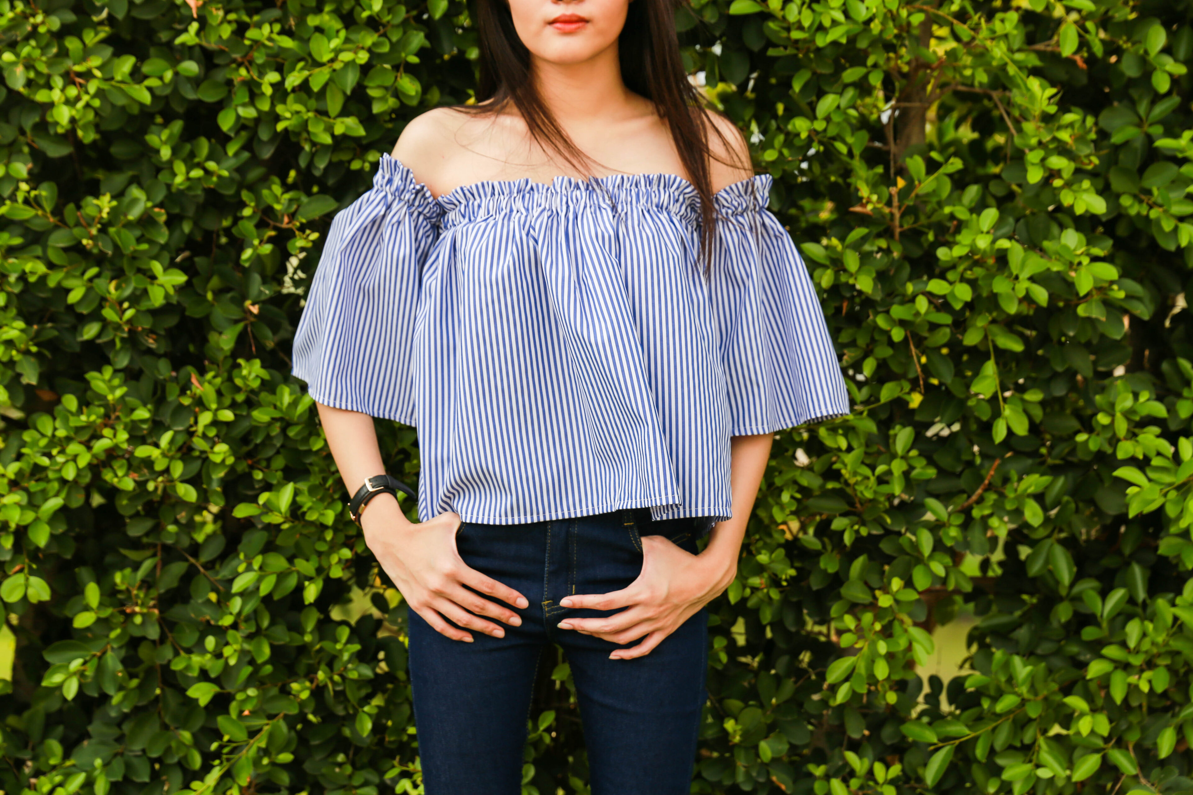 Off-shoulder Shirt 