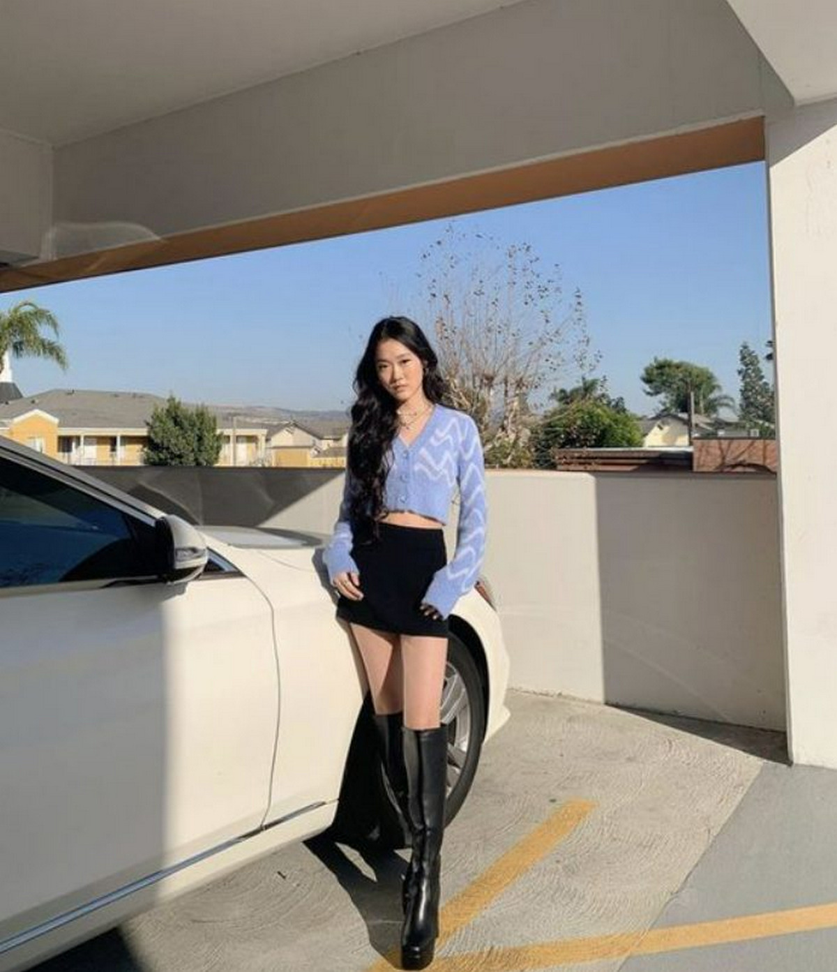  Blue Sweater Crop Top, High-waisted Mini Skirt, Knee High Boots