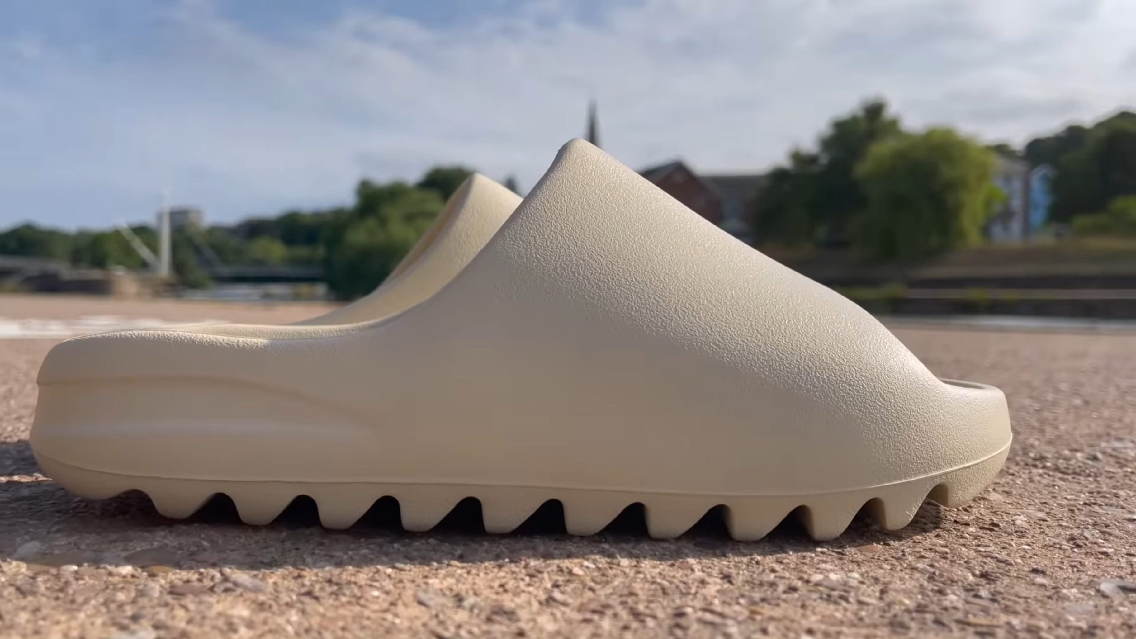 Yeezy Slides with Simple Design Under the Sun Light