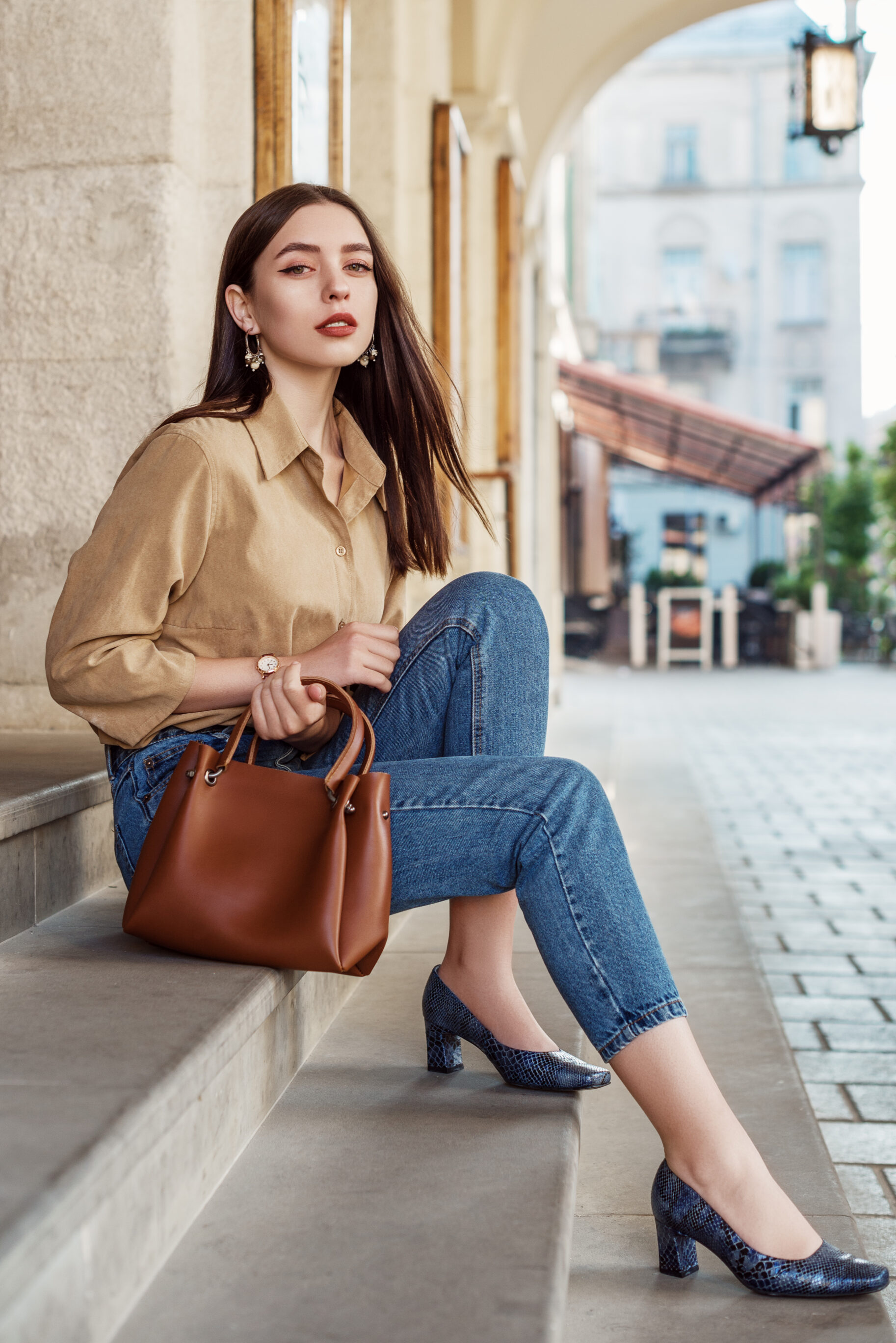 Shirt With Jeans And High Heels