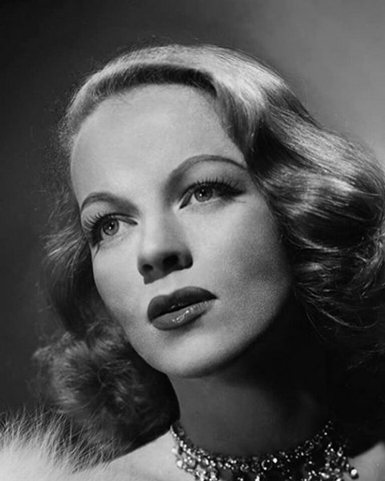 50 Oldest Living Celebrities Alive Until Now 2023 - Hood MWR