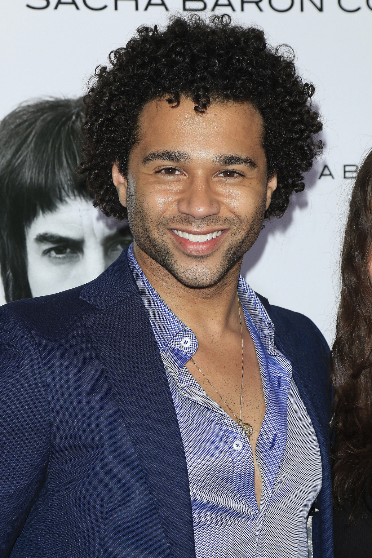  Corbin Bleu