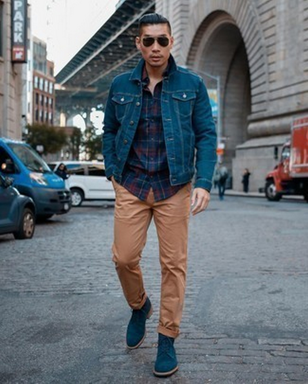 Denim Jacket And Blue Suede Derby Shoes 