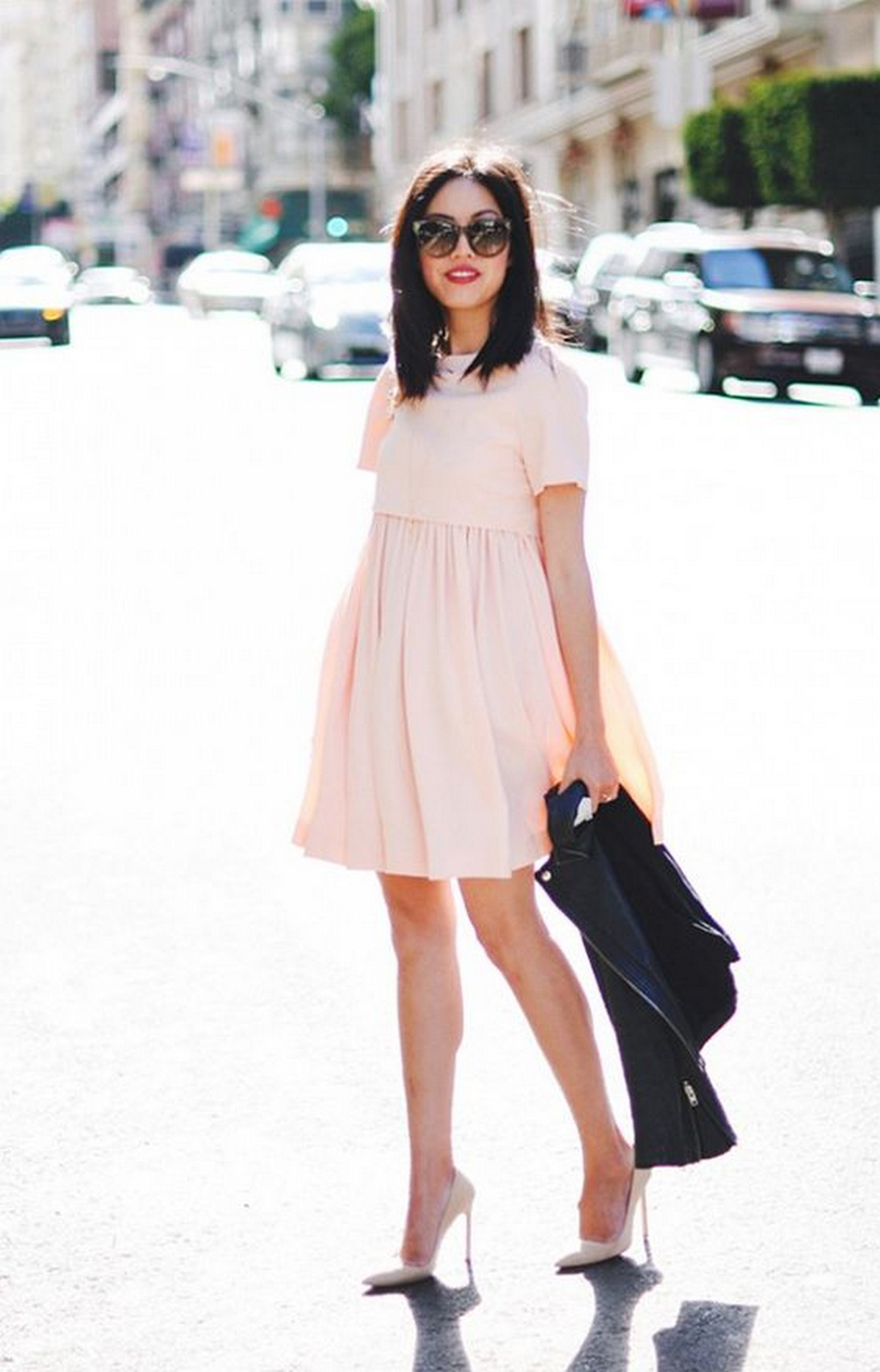 Baby Doll Dress and High Heel Point-Toe Pumps 