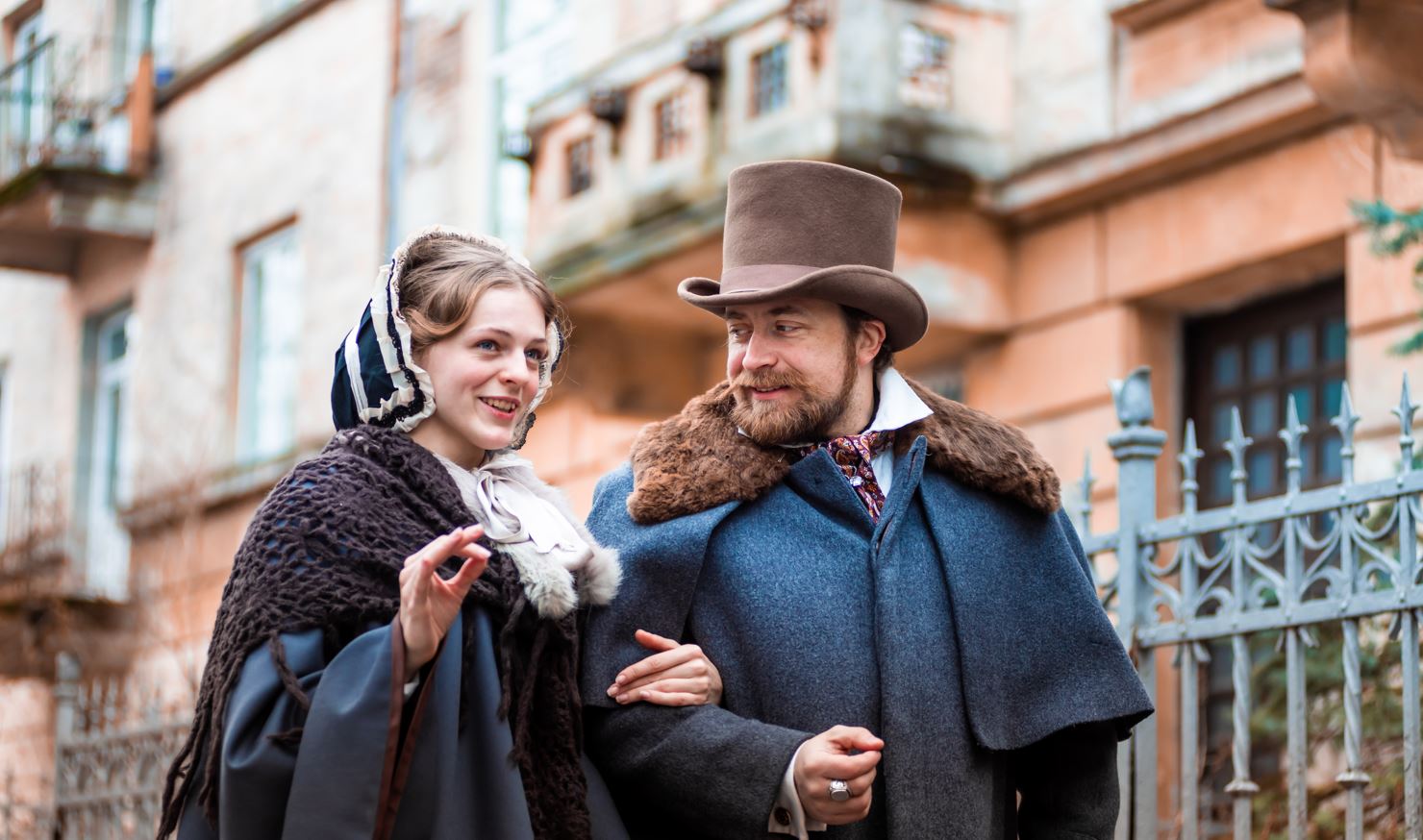 An English couple in beautiful vintage suits