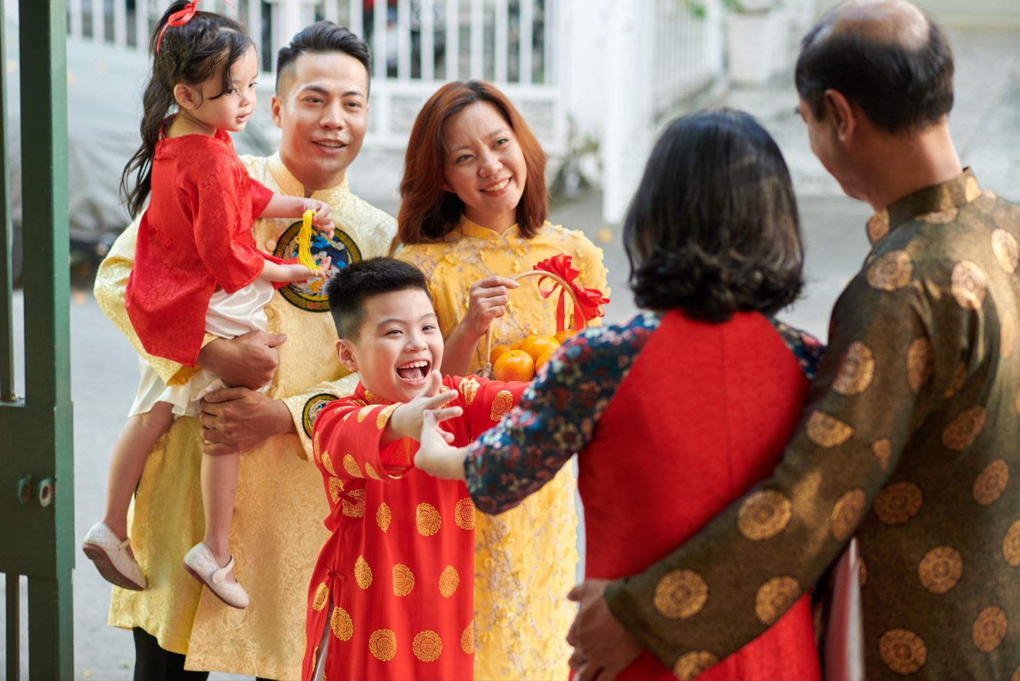 Vietnamese people have changed their height over the years and after generations