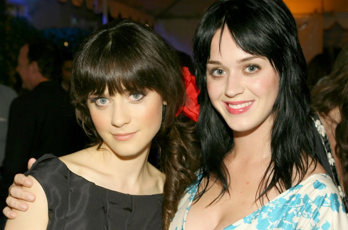 Katy Perry And Zooey Deschanel 