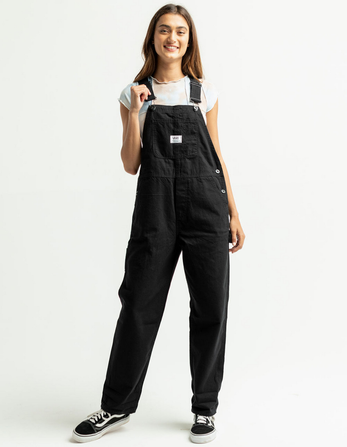 32 Outfit Ideas to Wear With Overalls 2023 - Hood MWR