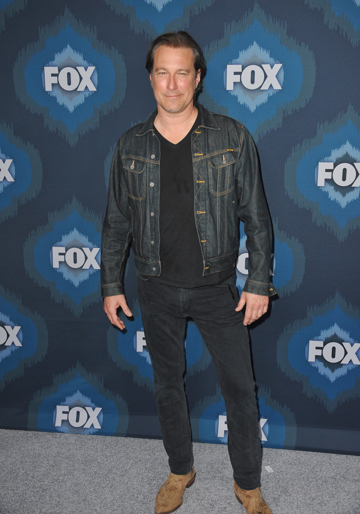  John Corbett